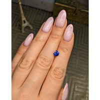1.09 Ct. Blue Sapphire from Ceylon (Sri Lanka) Life Style