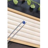 0.96 Ct. Blue Sapphire from Ceylon (Sri Lanka) Life Style