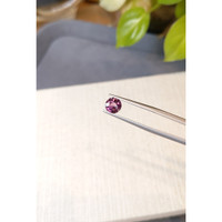 1.26 Ct. Purplish Pink Sapphire from Ceylon (Sri Lanka) Life Style