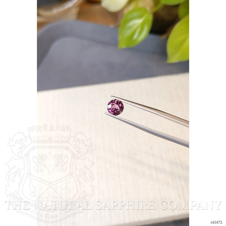 1.26 Ct. Purplish Pink Sapphire from Ceylon (Sri Lanka)