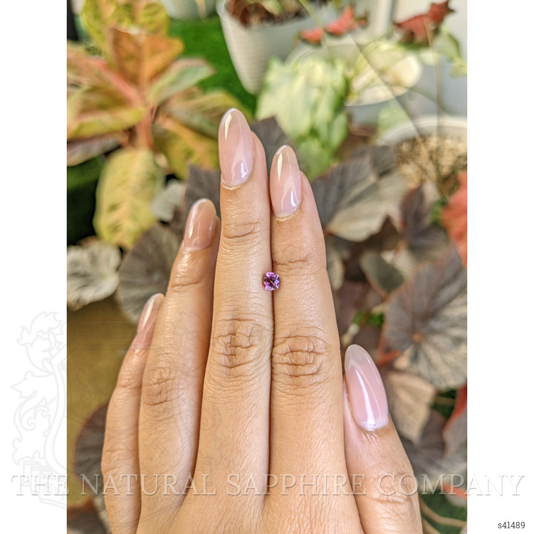 0.43 Ct. Pink Sapphire from Ceylon (Sri Lanka)