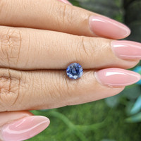 1.00 Ct. Blue Sapphire from Ceylon (Sri Lanka) Life Style