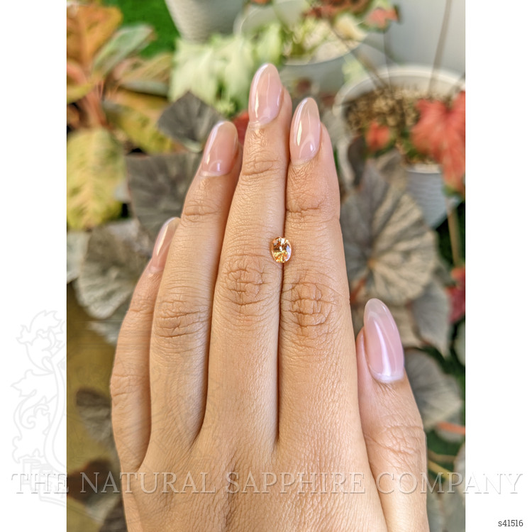 0.70 Ct. Padparadscha Sapphire from Ceylon (Sri Lanka)