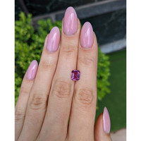 2.08 Ct. Pink Sapphire from Ceylon (Sri Lanka) Life Style
