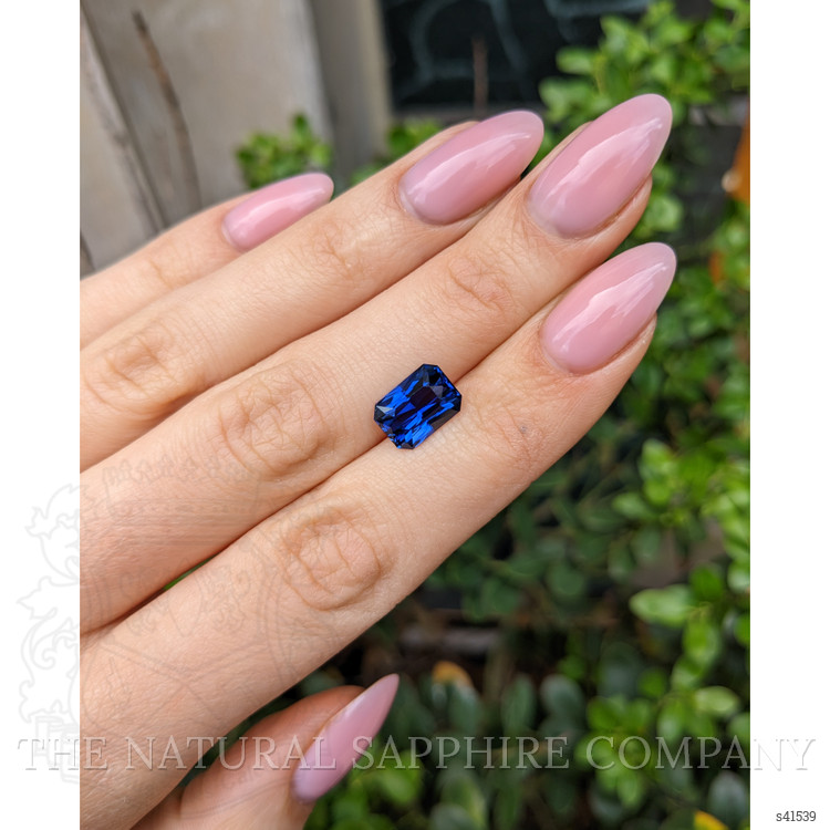 4.52 Ct. Blue Sapphire from Ceylon (Sri Lanka)
