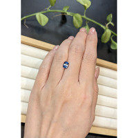 1.25 Ct. Bi Color / Parti Sapphire from Ceylon (Sri Lanka) Life Style