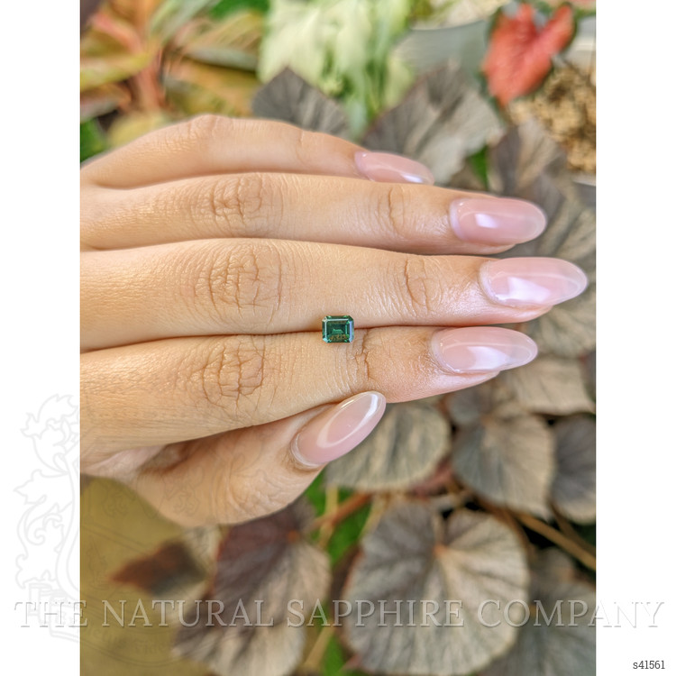 0.80 Ct. Green Sapphire from Ceylon (Sri Lanka)