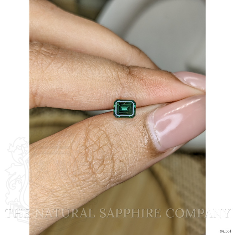 0.80 Ct. Green Sapphire from Ceylon (Sri Lanka)
