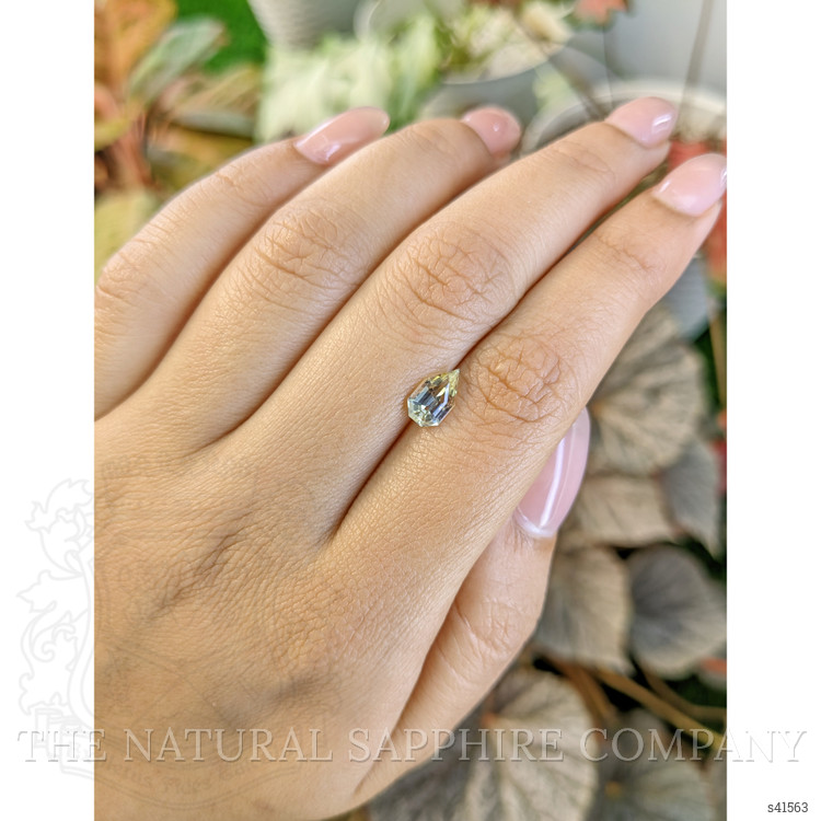 1.22 Ct. Yellow Sapphire from Ceylon (Sri Lanka)