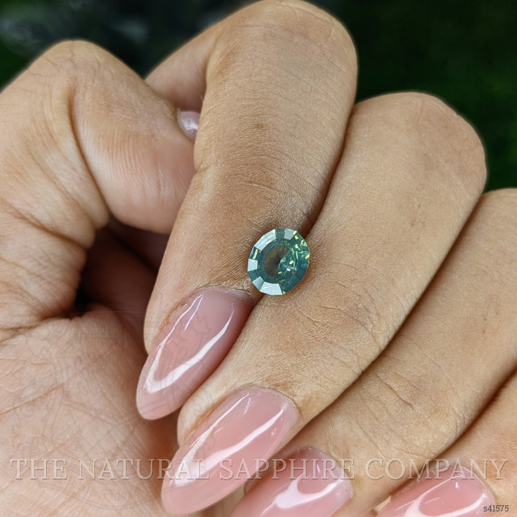 1.05 Ct. Bluish Green Sapphire from Montana