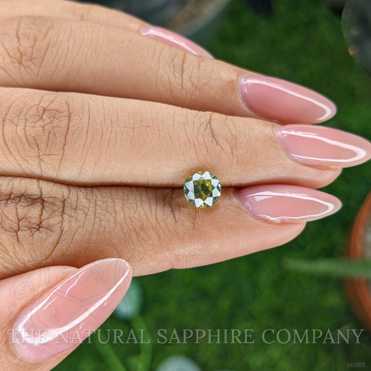 1.24 Ct. Bi Color / Parti Sapphire from Madagascar