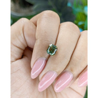 2.11 Ct. Bi Color / Parti Sapphire from Ceylon (Sri Lanka) Life Style