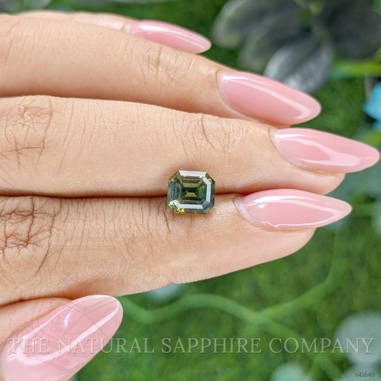 2.11 Ct. Bi Color / Parti Sapphire from Ceylon (Sri Lanka)