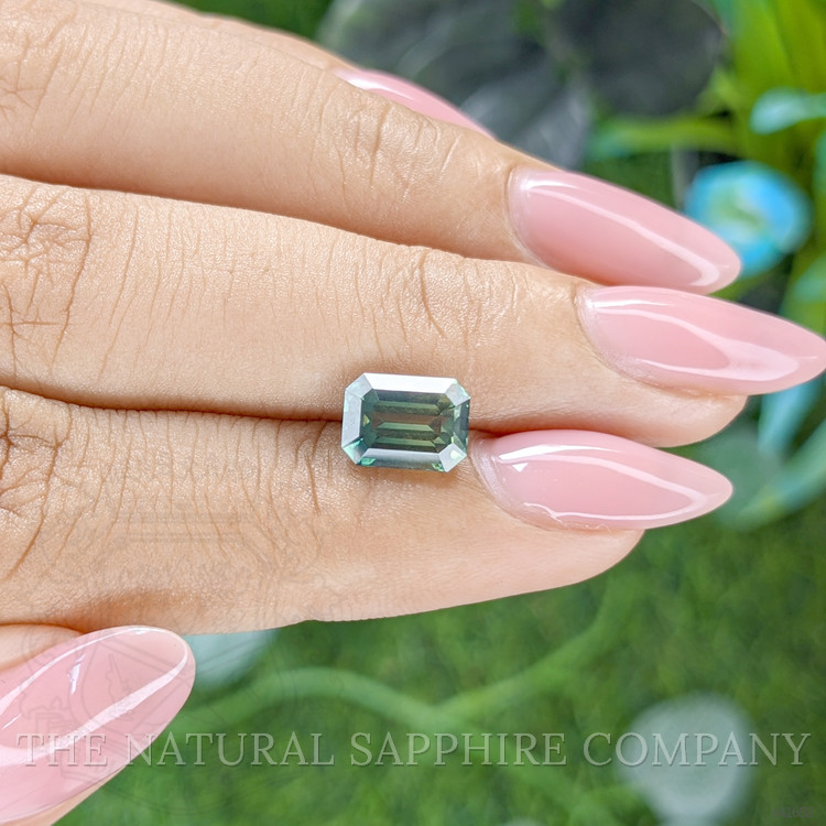 2.58 Ct. Bluish Green Sapphire from Ceylon (Sri Lanka)