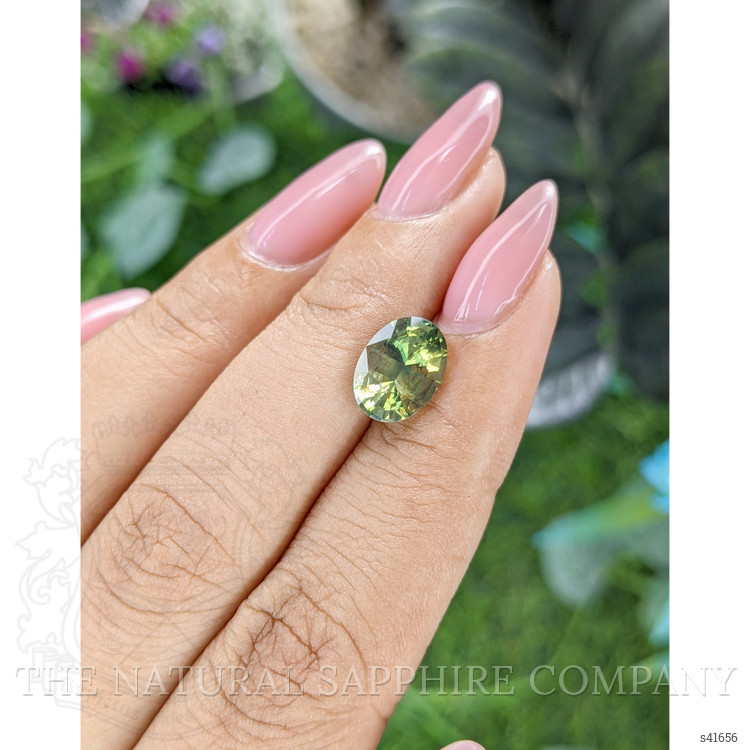 3.04 Ct. Yellowish Green Sapphire from Ceylon (Sri Lanka)
