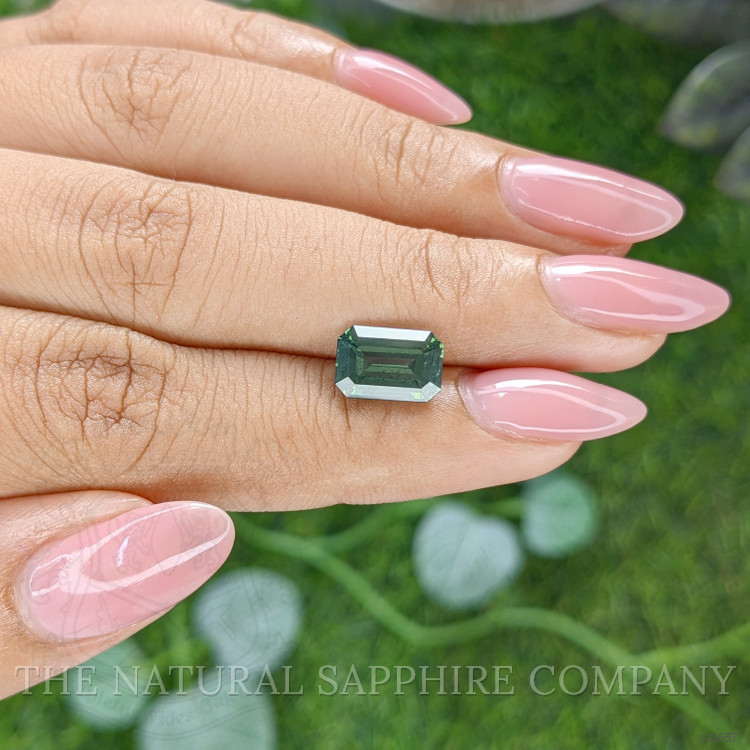 3.15 Ct. Green Sapphire from Ceylon (Sri Lanka)