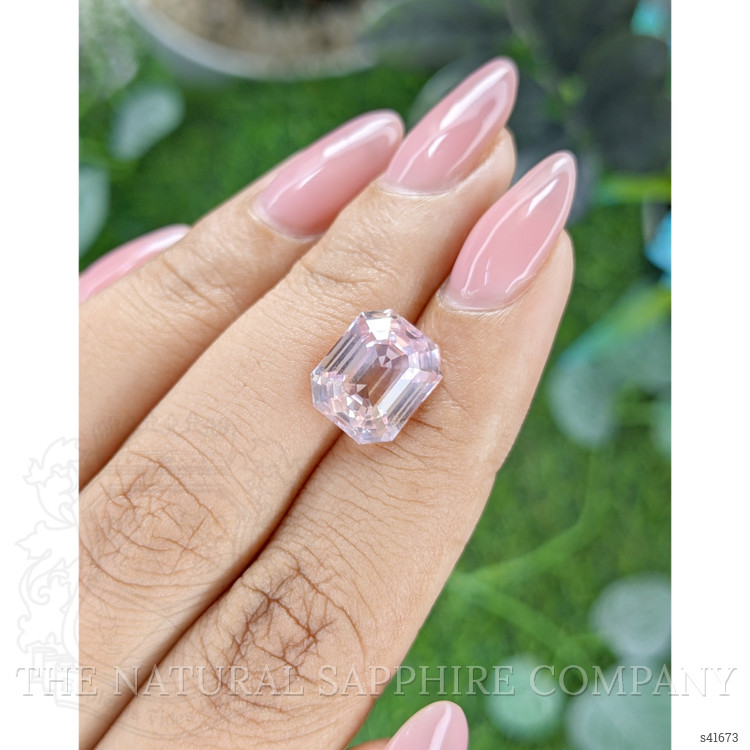 6.58 Ct. Pink Sapphire from Ceylon (Sri Lanka)