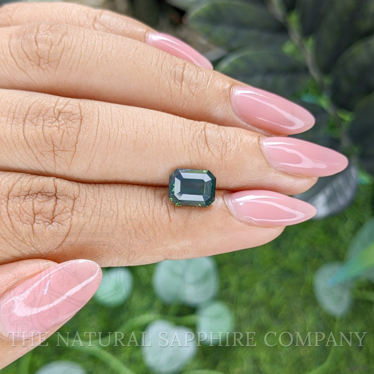 3.02 Ct. Bluish Green Sapphire from Ceylon (Sri Lanka)