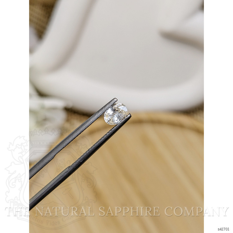 0.62 Ct. Yellow Sapphire from Ceylon (Sri Lanka)