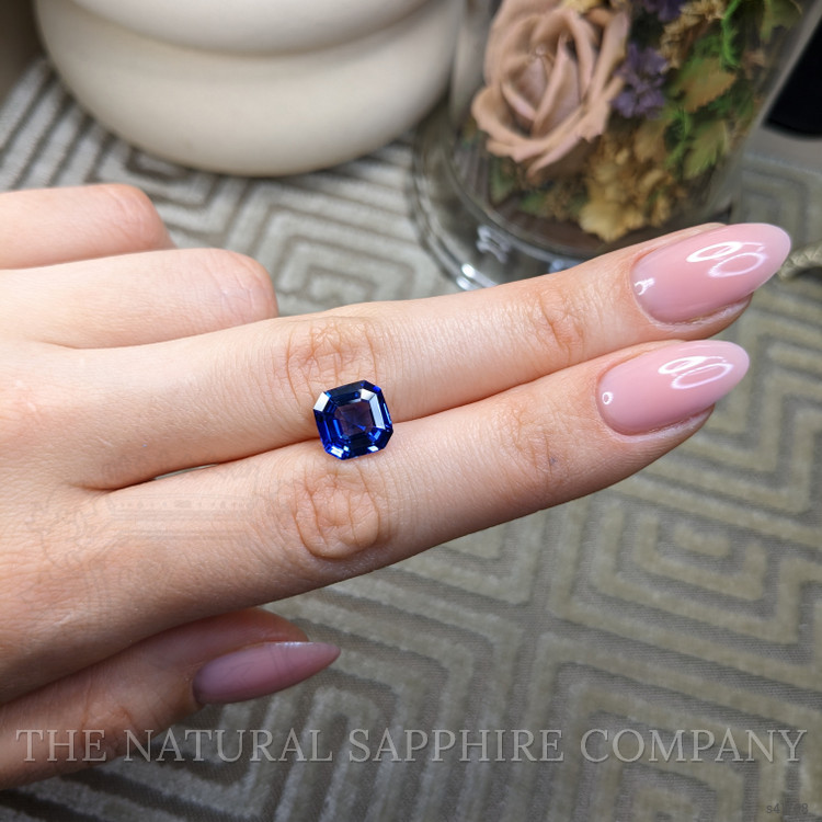 4.72 Ct. Blue Sapphire from Ceylon (Sri Lanka)