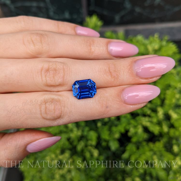 7.94 Ct. Blue Sapphire from Ceylon (Sri Lanka)
