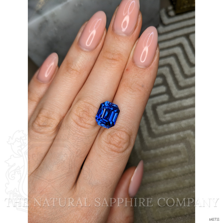 9.55 Ct. Blue Sapphire from Ceylon (Sri Lanka)