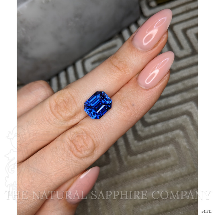 9.55 Ct. Blue Sapphire from Ceylon (Sri Lanka)