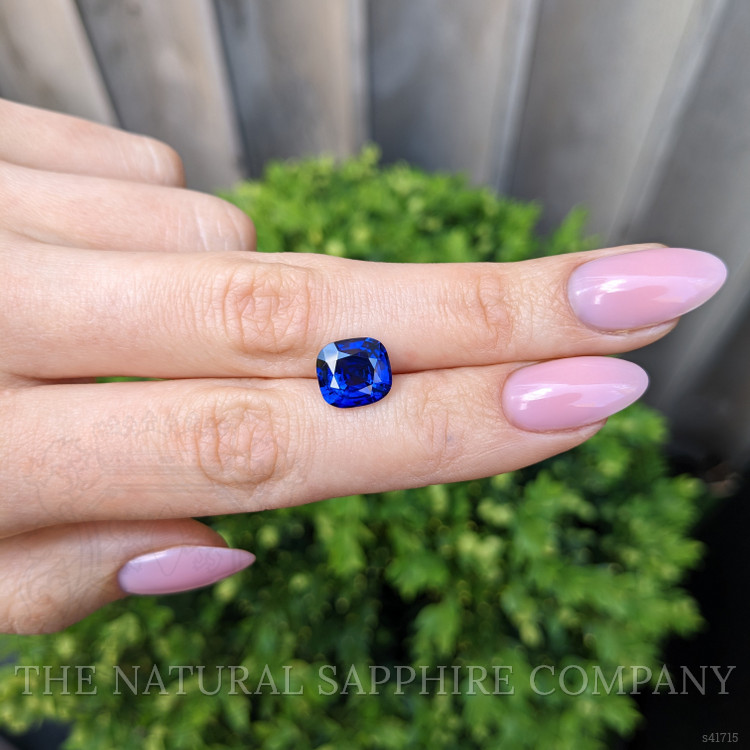 4.82 Ct. Blue Sapphire from Ceylon (Sri Lanka)