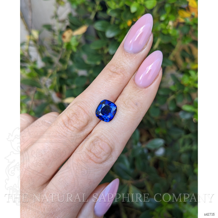 4.82 Ct. Blue Sapphire from Ceylon (Sri Lanka)