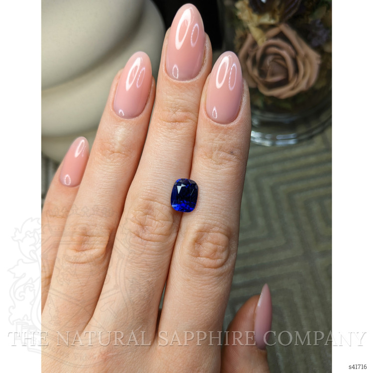 3.98 Ct. Blue Sapphire from Ceylon (Sri Lanka)