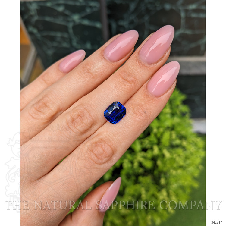 5.04 Ct. Blue Sapphire from Ceylon (Sri Lanka)
