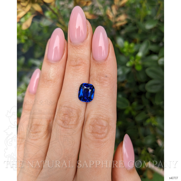 5.04 Ct. Blue Sapphire from Ceylon (Sri Lanka)