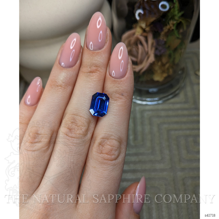 5.79 Ct. Blue Sapphire from Ceylon (Sri Lanka)