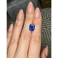 6.13 Ct. Blue Sapphire from Ceylon (Sri Lanka) Life Style