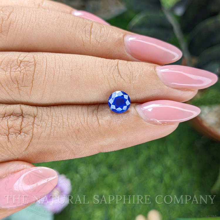 1.11 Ct. Blue Sapphire from Ceylon (Sri Lanka)