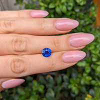2.25 Ct. Blue Sapphire from Ceylon (Sri Lanka) Life Style