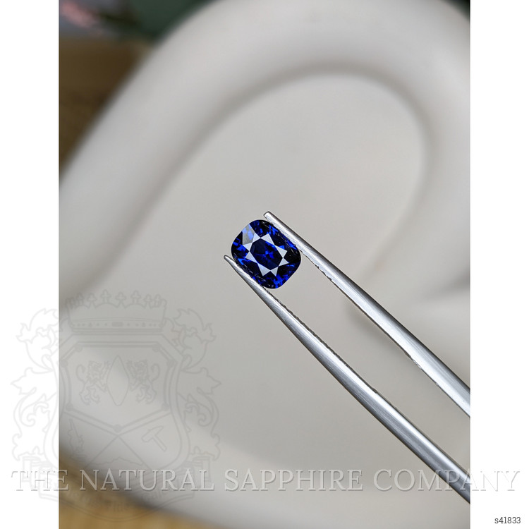 1.05 Ct. Blue Sapphire from Ceylon (Sri Lanka)