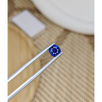 1.03 Ct. Blue Sapphire from Ceylon (Sri Lanka) Life Style