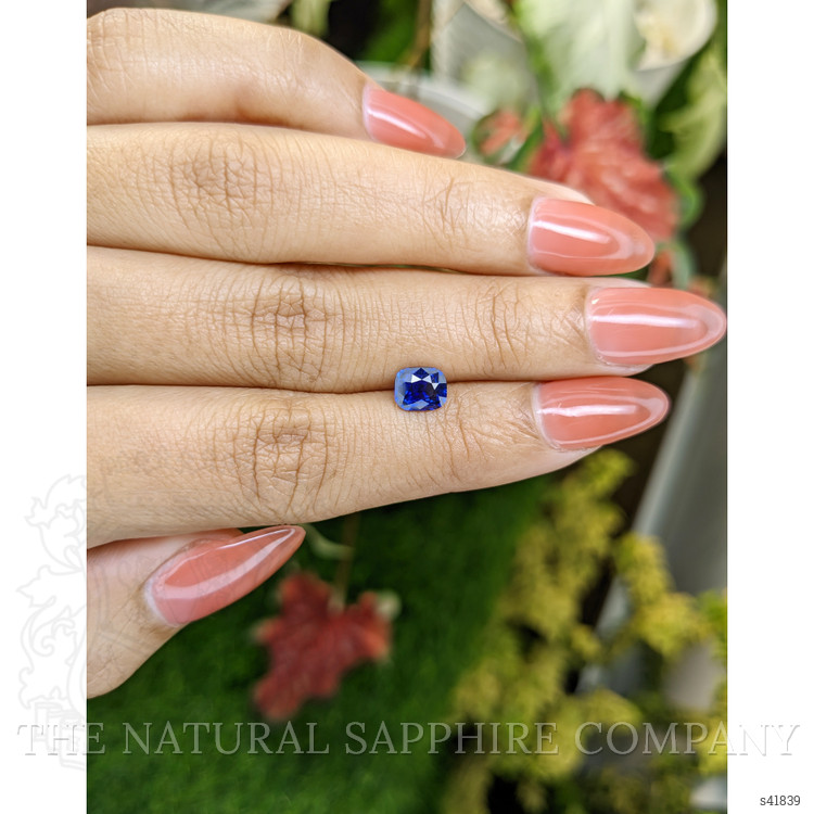 1.05 Ct. Blue Sapphire from Ceylon (Sri Lanka)