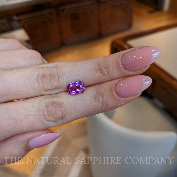 2.75 Ct. Pink Sapphire from Ceylon (Sri Lanka)