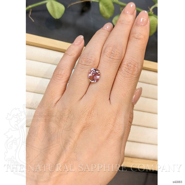 3.69 Ct. Bi Color Sapphire from Ceylon (Sri Lanka)