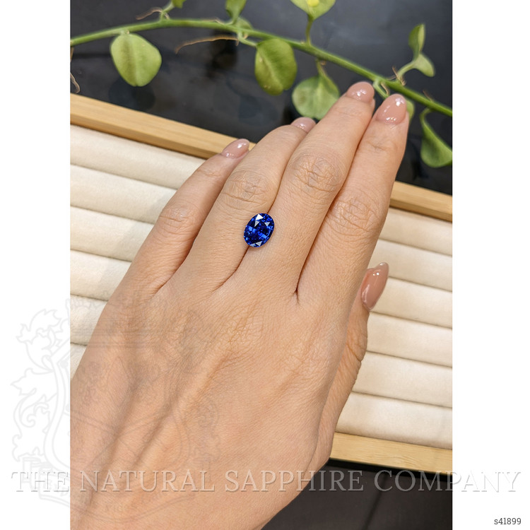 3.00 Ct. Blue Sapphire from Ceylon (Sri Lanka)