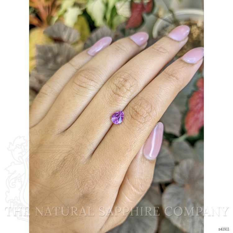 1.04 Ct. Pinkish Purple Sapphire from Ceylon (Sri Lanka)