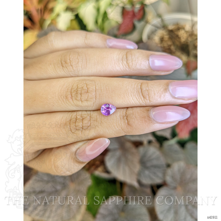 1.04 Ct. Pinkish Purple Sapphire from Ceylon (Sri Lanka)