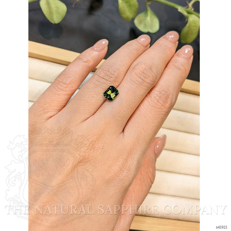 1.97 Ct. Bluish Green Sapphire from Ceylon (Sri Lanka)