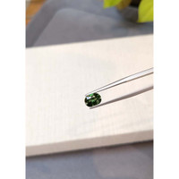 1.40 Ct. Yellowish Green Sapphire from Ceylon (Sri Lanka) Life Style