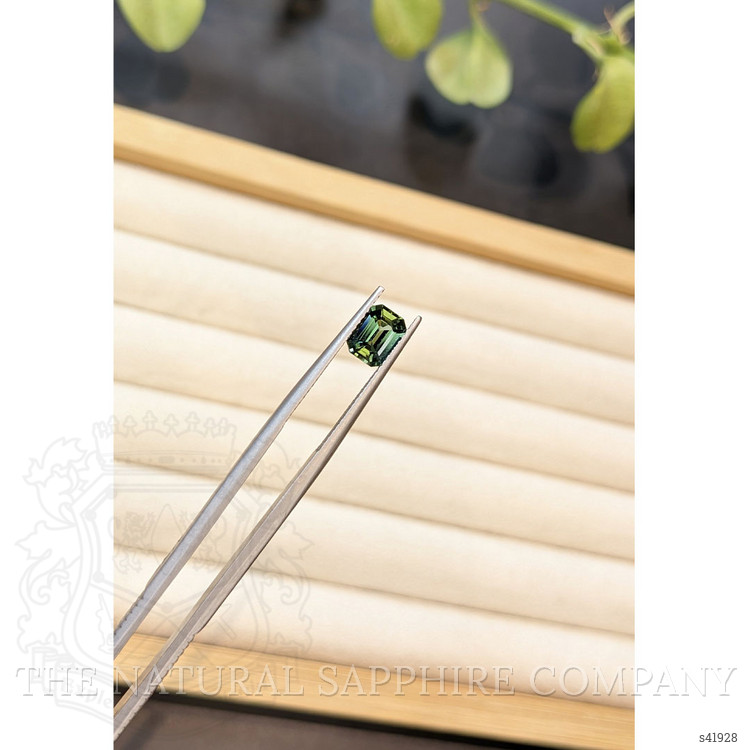1.17 Ct. Bluish Green Sapphire from Ceylon (Sri Lanka)