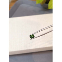 1.05 Ct. Green Sapphire from Ceylon (Sri Lanka) Life Style