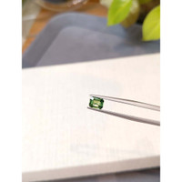 0.81 Ct. Green Sapphire from Ceylon (Sri Lanka) Life Style