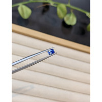 0.45 Ct. Bi Color / Parti Sapphire from Ceylon (Sri Lanka) Life Style